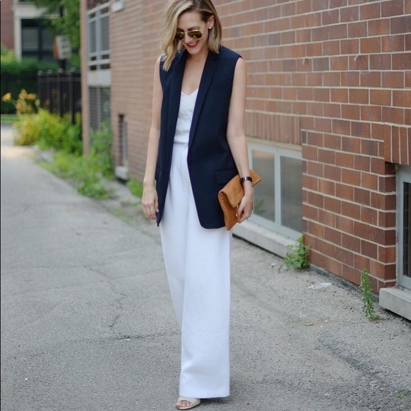 Club Monaco Jackets & Blazers - Club Monaco Linen Sleeveless Blazer Navy